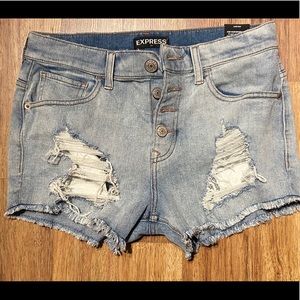 Ripped shorts high rise express size 2